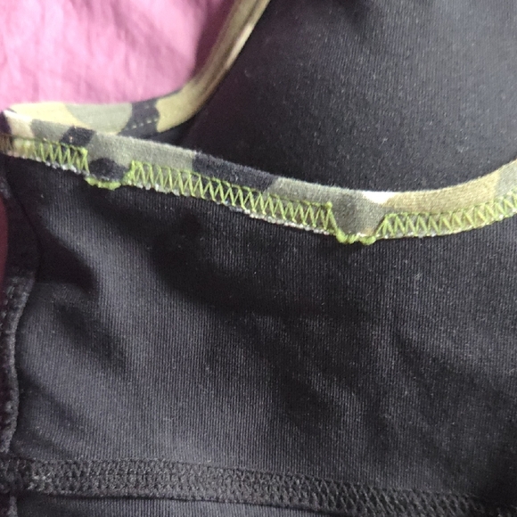 Brasil Sul Black & Camo Green Mock Wrap Tank Top With Removable Cups Size M - Picture 6 of 8